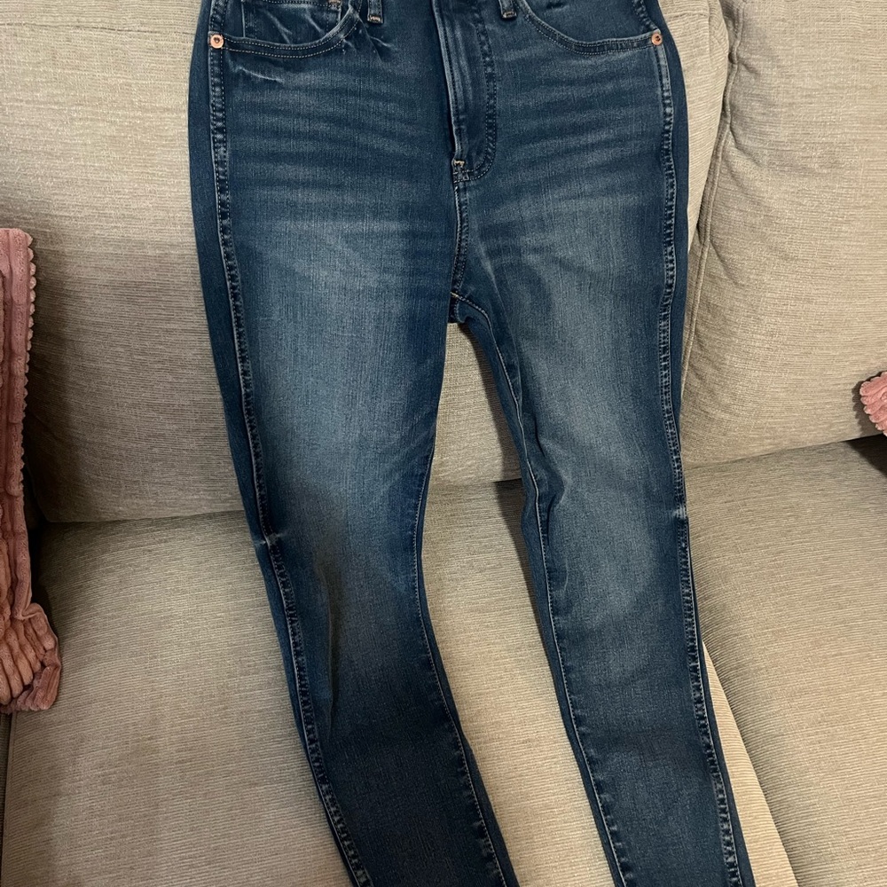 Express High Waisted Skinny Jeans Barely Worn